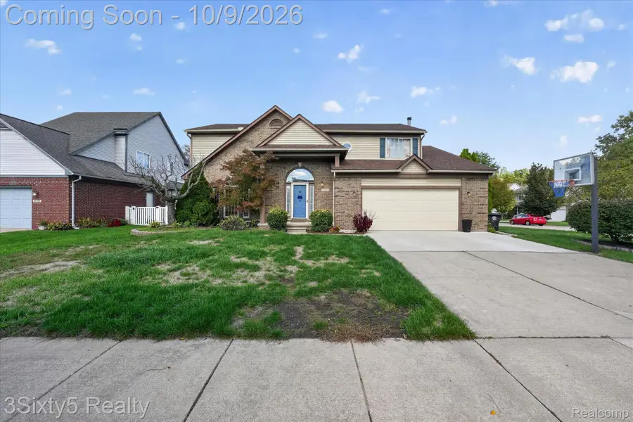 27832 Meadowbrooke Avenue, Livonia, MI 48154 - #3