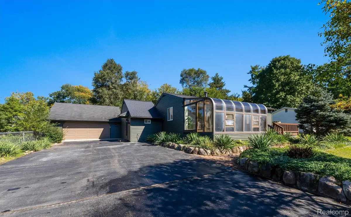 9376 Brucedale Drive, Clarkston, MI 48346 - #1