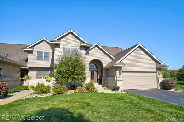 2379 Crossings Circle, Davison, MI 48423