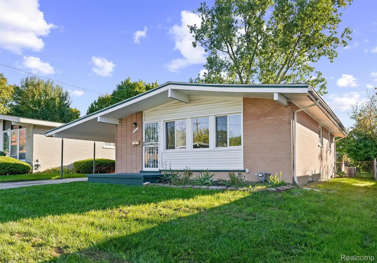 466 Thors Street, Pontiac, MI 48342 - #1