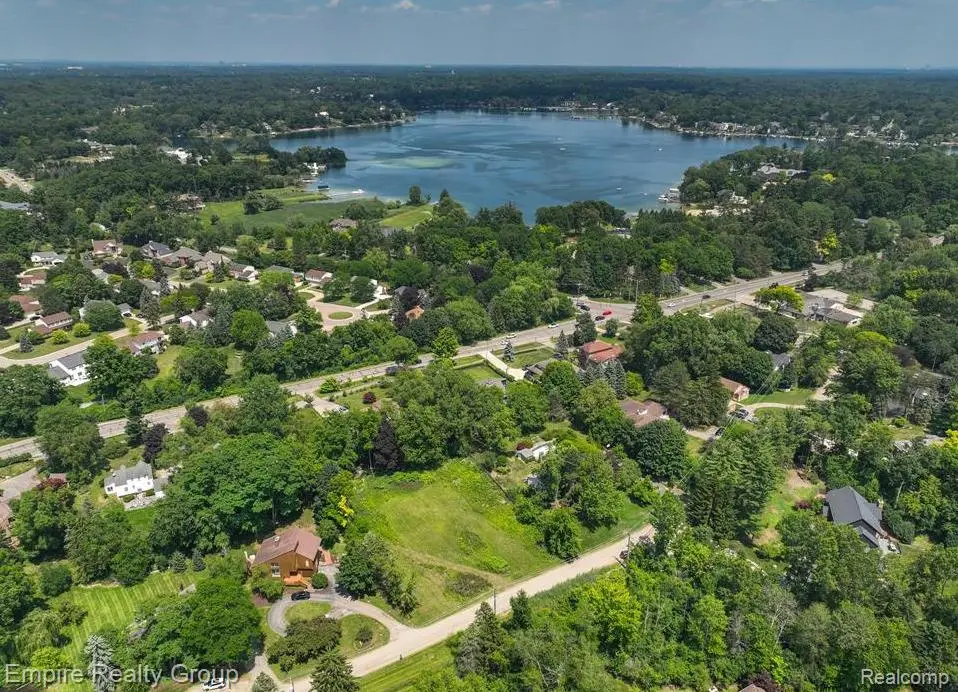 3104 Spring Street, West Bloomfield, MI 48322 - #1