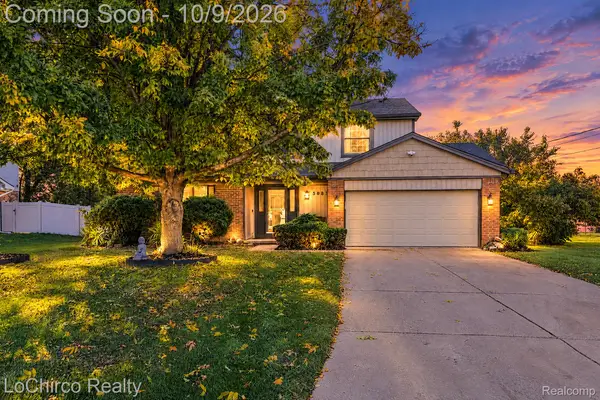 3683 Fernleigh Drive, Troy, MI 48083