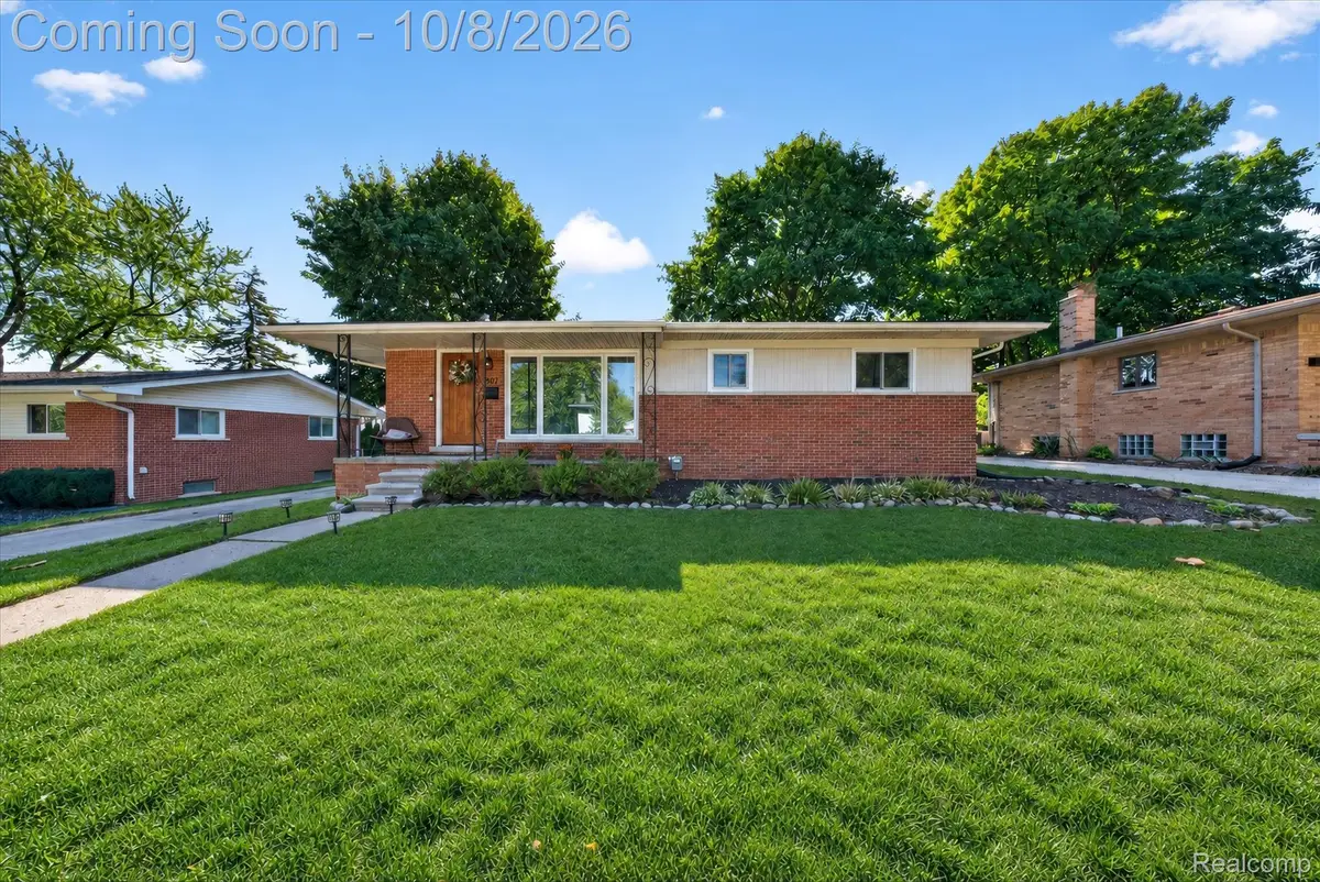 307 Ely Drive S, Northville, MI 48167 - #1