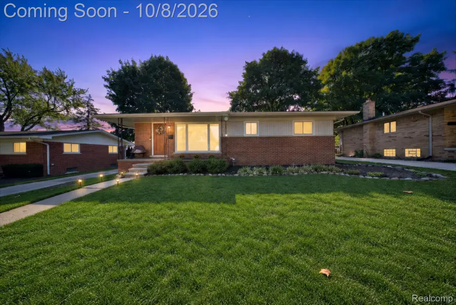 307 Ely Drive S, Northville, MI 48167 - #2