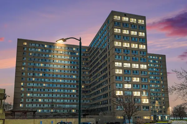 8900 E Jefferson Avenue #729, Detroit, MI 48214