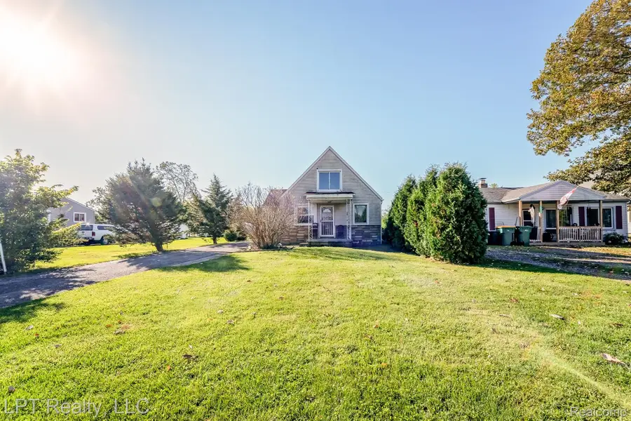 15355 Lee Road, Brownstown, MI 48173 - #2