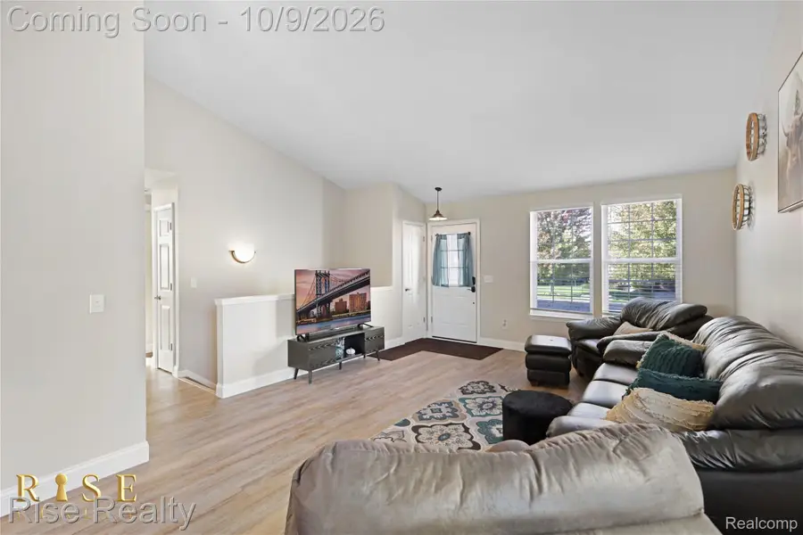 5070 Meadow Crest Circle, Holly, MI 48442 - #3