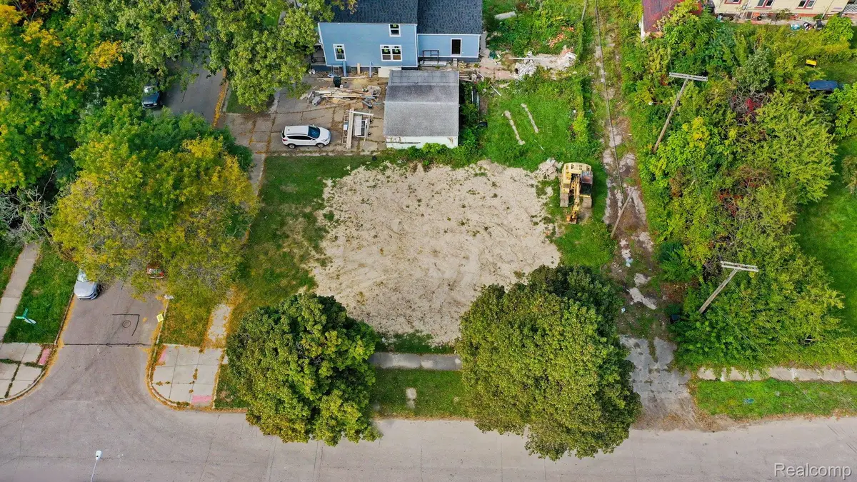 5200 Hecla Street, Detroit, MI 48208 - #1
