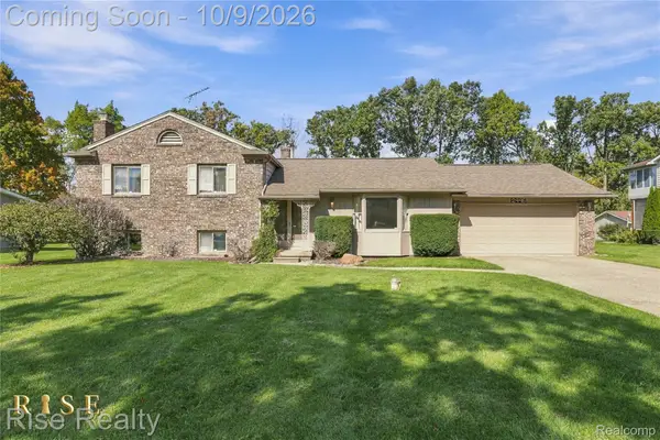 2446 Hutchinson Lane, Flint, MI 48507