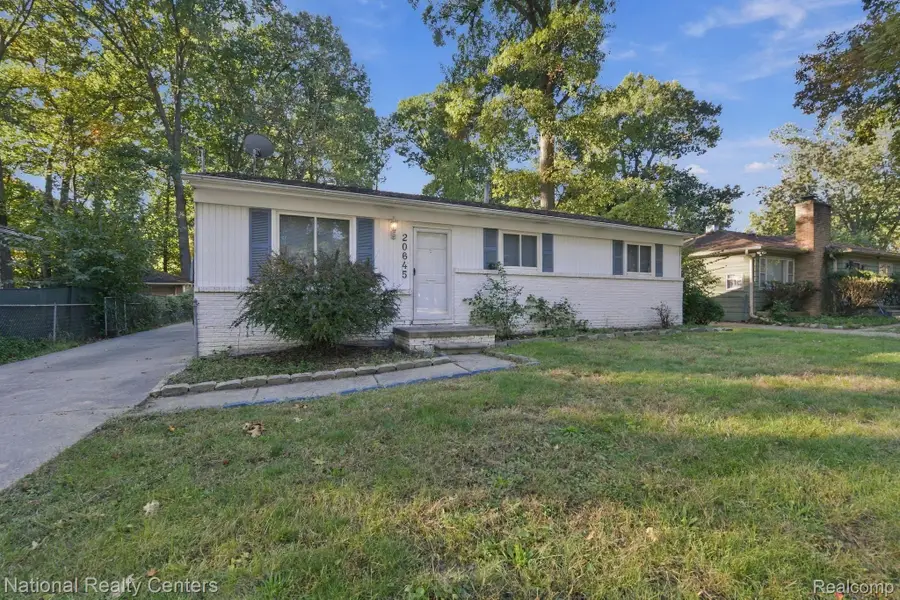20645 Mada Avenue, Southfield, MI 48075 - #2