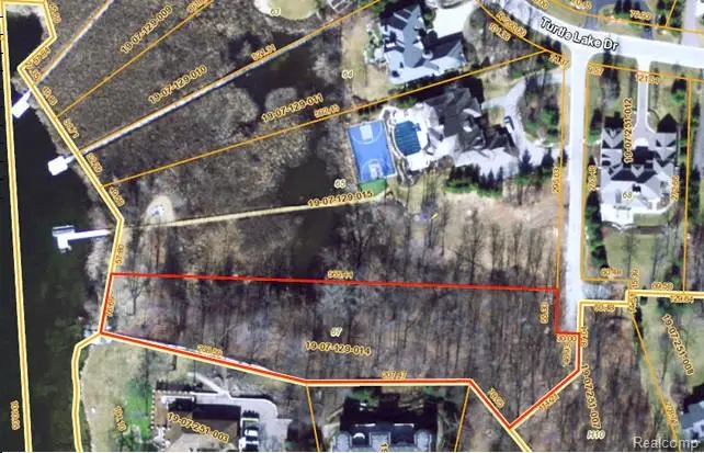 2733 Turtle Lake, Bloomfield, MI 48302 - #3