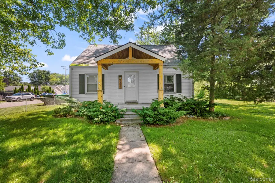 19210 Poinciana, Redford, MI 48240 - #2