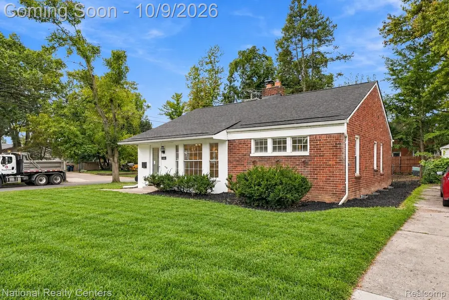 2403 Crooks Road, Royal Oak, MI 48073 - #3