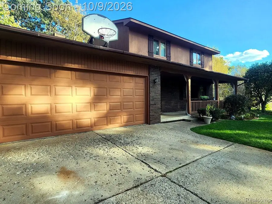 1625 Spruce Court, Commerce, MI 48390 - #2