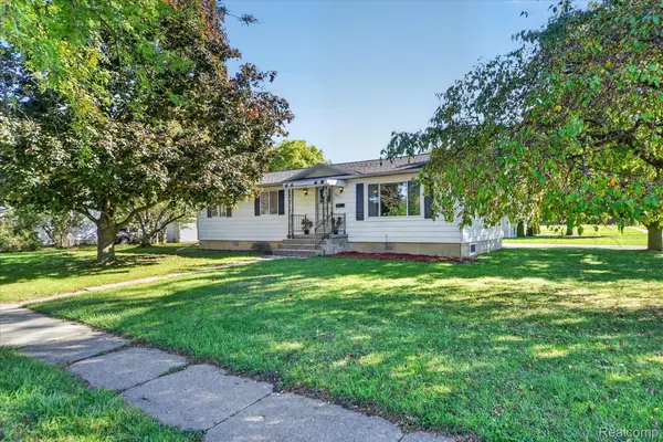 631 S Jeffery Avenue, Ithaca, MI 48847