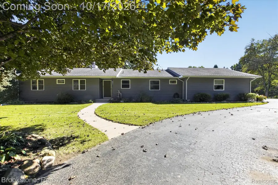 3280 Tanglewood Trail, Chelsea, MI 48118 - #2