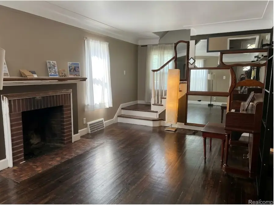11767 Engleside St, Detroit, MI 48205 - #2
