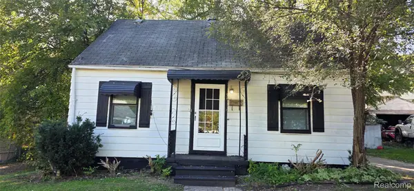 33 Monterey Street, Pontiac, MI 48342