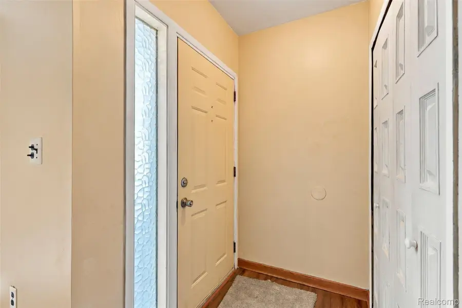 8673 Winchester Drive, Sterling Heights, MI 48313 - #3