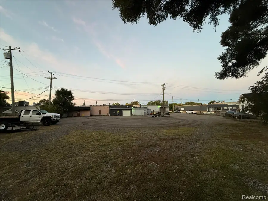 V/L Dixie, Waterford, MI 48329 - #3