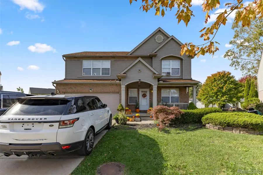 28215 Hillsbriar Drive, Romulus, MI 48174 - #2