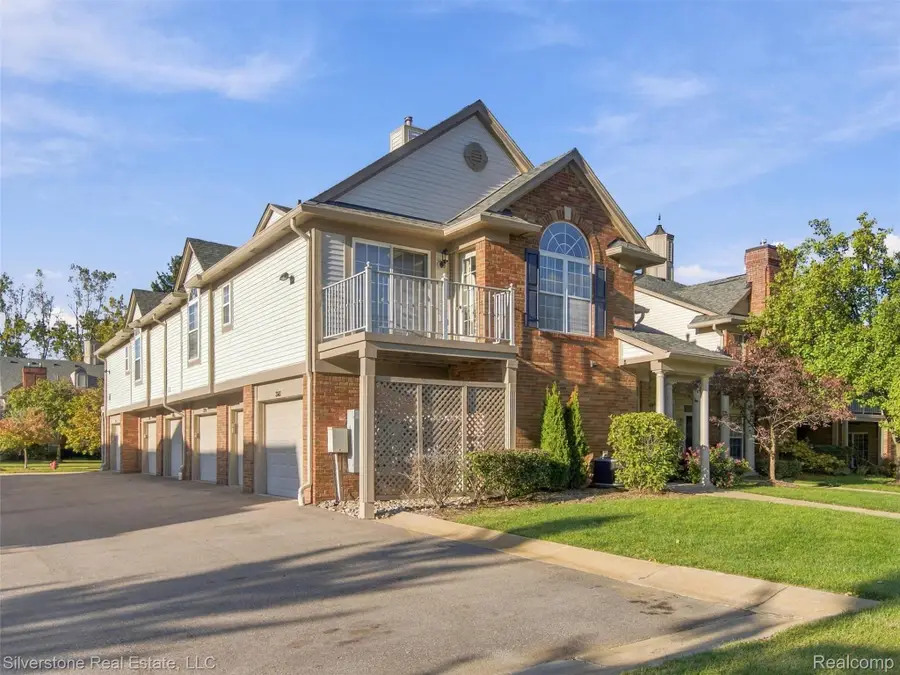 3505 Tremonte Circle N, Rochester, MI 48306 - #3