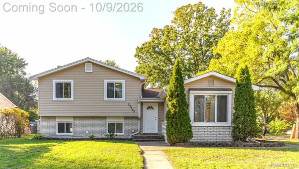 27755 Clarita ST, Livonia, MI 48152