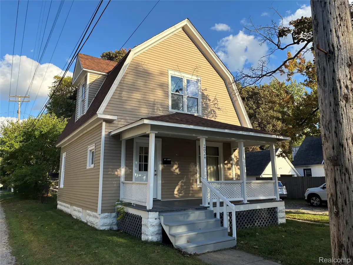 2024 8th ST, Port Huron, MI 48060 - #1