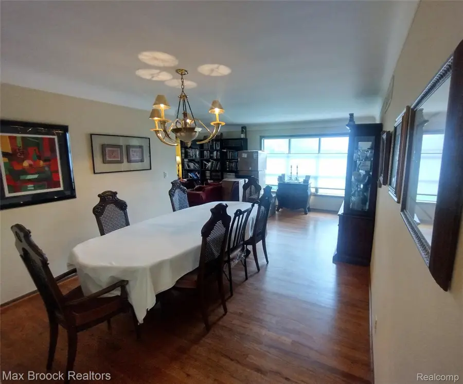 17060 Jeanette ST, Southfield, MI 48075 - #3