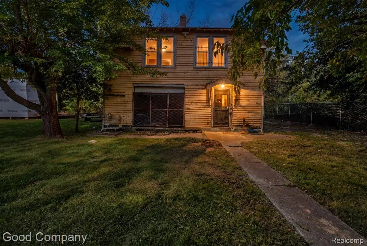 47 Church ST, Highland Park, MI 48203 - #1