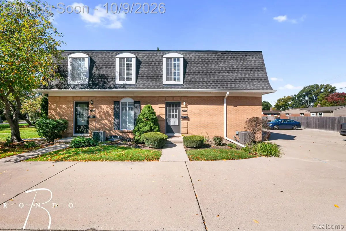 22817 Overlake ST, Saint Clair Shores, MI 48080 - #1