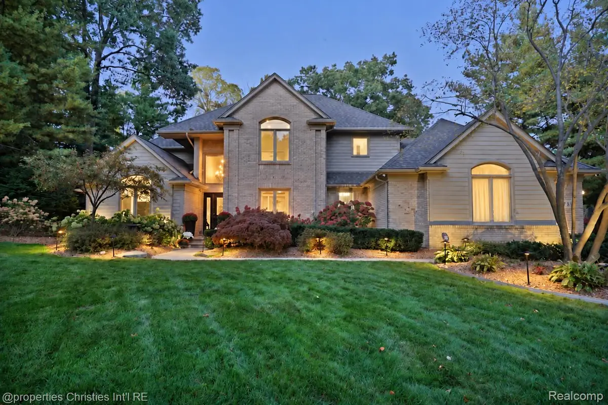 5781 Crystal Creek CT, Washington, MI 48094 - #1