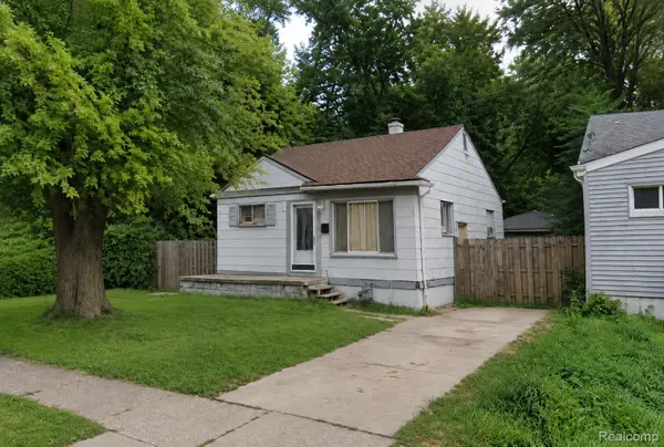16192 Fenton ST, Detroit, MI 48219