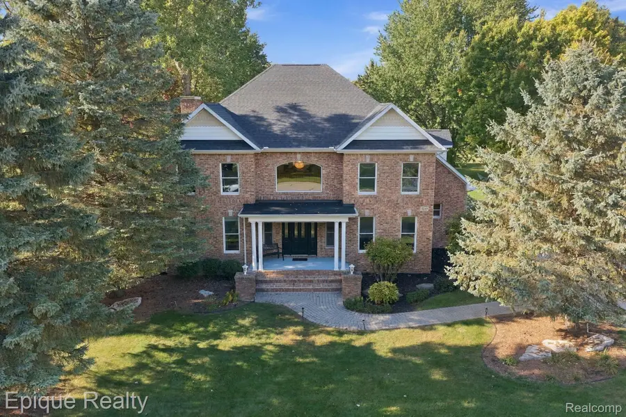 3269 Saint Andrews DR, Port Huron, MI 48060 - #3