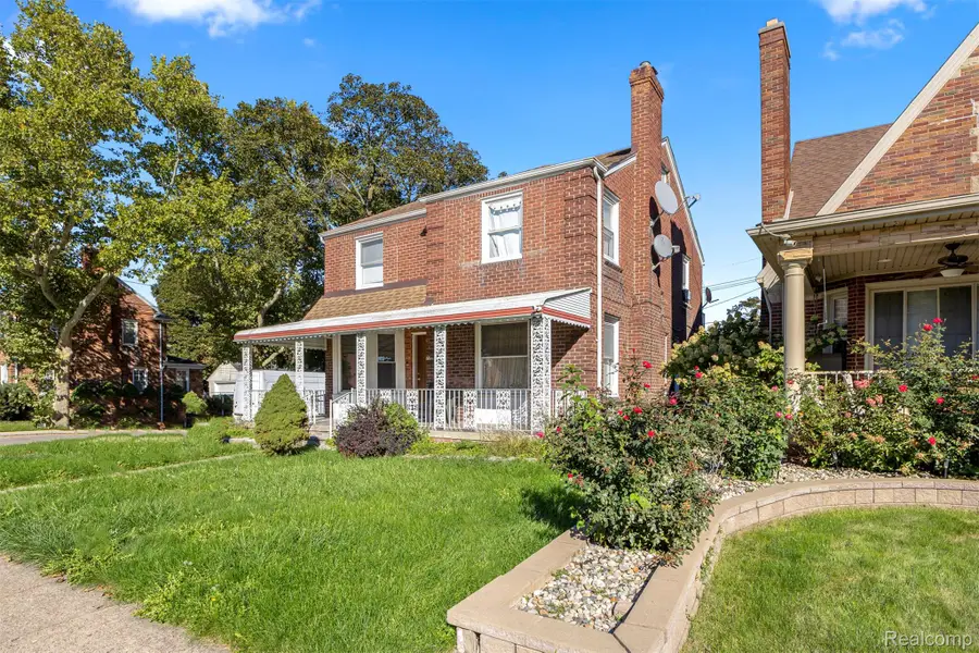 7758 Reuter ST, Dearborn, MI 48126 - #2