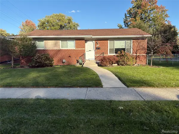 31114 Roan DR, Warren, MI 48093