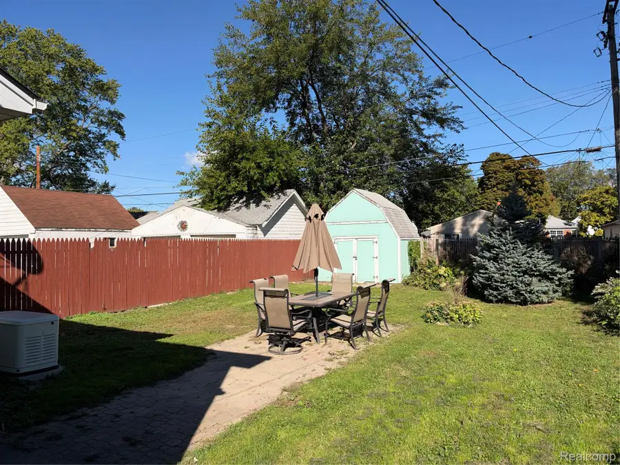 7235 Continental AVE, Warren, MI 48091 - #2