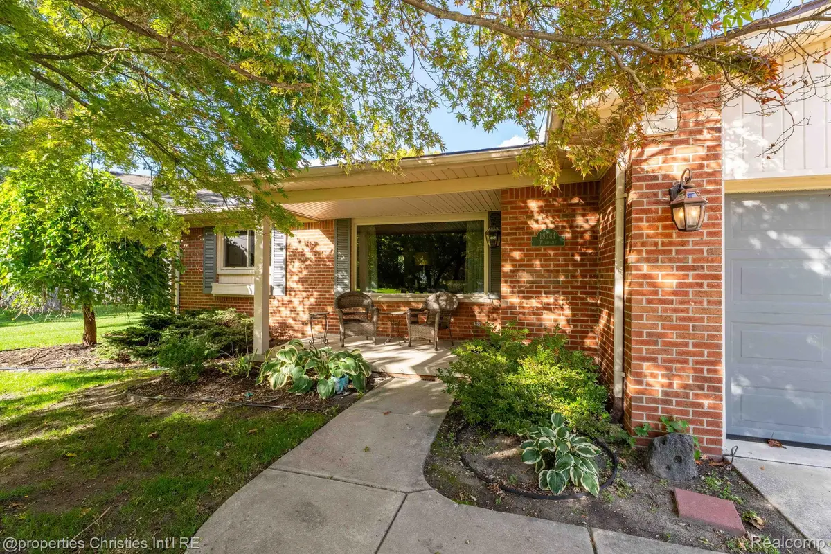 18544 Williams ST, Livonia, MI 48152 - #1