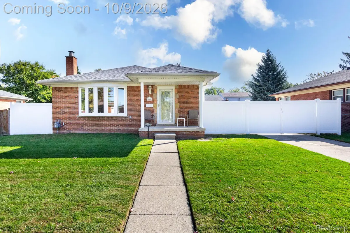 655 5th ST, Wyandotte, MI 48192 - #1