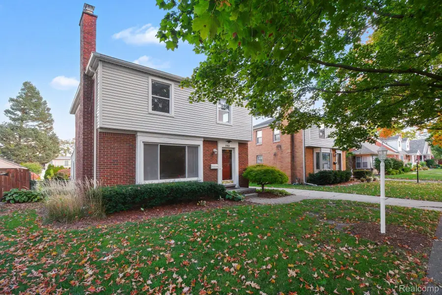1763 S Eton ST, Birmingham, MI 48009 - #2
