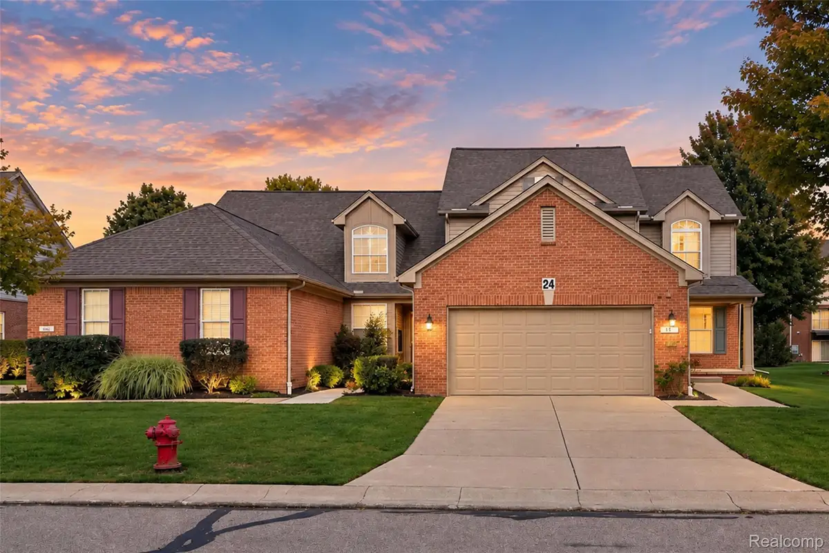 521 CHERRY GROVE RD, Canton, MI 48188 - #1
