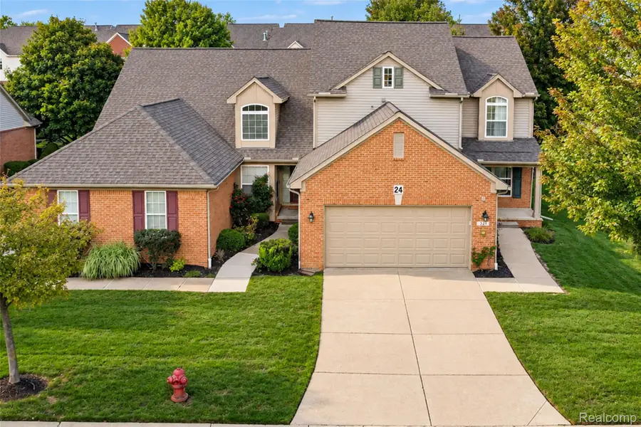 521 CHERRY GROVE RD, Canton, MI 48188 - #2