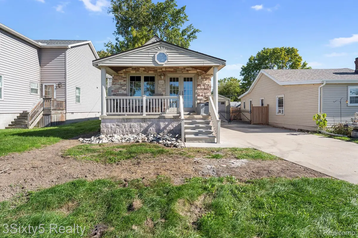 5641 Grandview DR, Newport, MI 48166 - #1