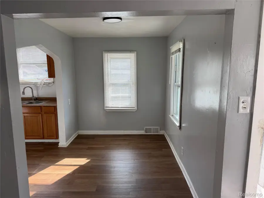 15309 Troester ST, Detroit, MI 48205 - #2