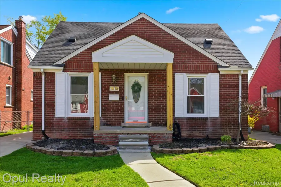 1619 18th ST, Wyandotte, MI 48192 - #2