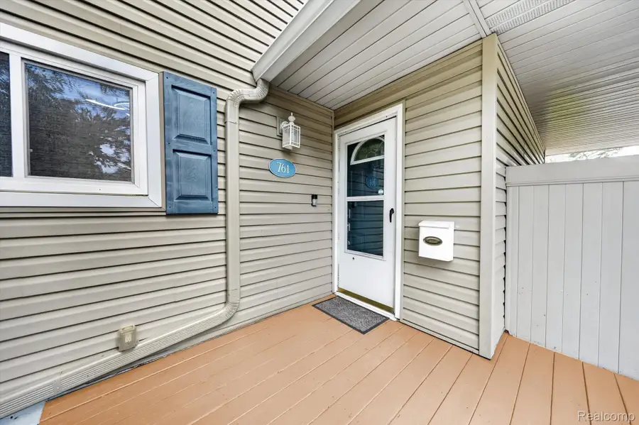 761 Kirts BLVD, Troy, MI 48084 - #3