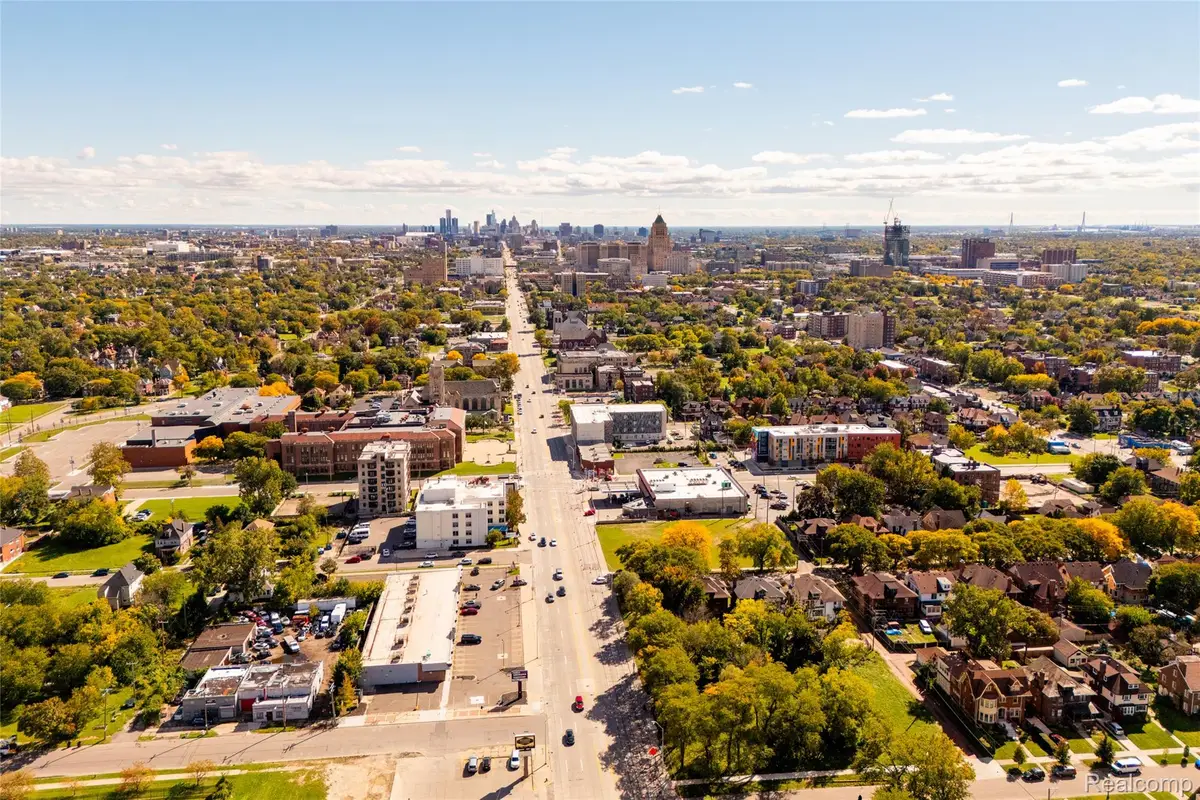 9155 Woodward AVE, Detroit, MI 48202 - #1