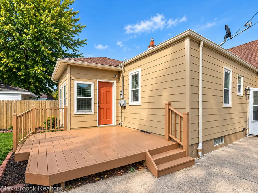 15825 Beech Daly RD, Redford, MI 48239 - #2