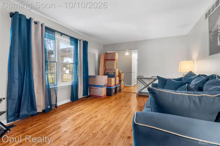23949 Meadowbrook RD, Novi, MI 48375 - #3