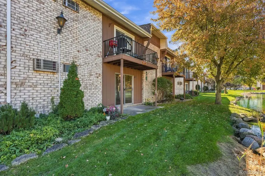7375 Woodview ST  # 1, Westland, MI 48185 - #2